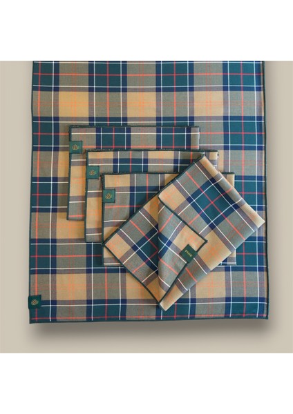 Baby Home 5li EkoseRunner Set, Yılbaşı Yeni Yıl Davet 4 Amerikan Servis ve 1 Runner fiyatları