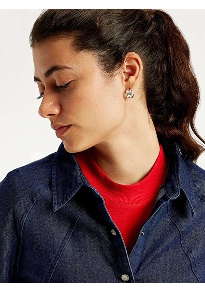 Solid Regular Fit Kadın Denim Gömlek fırsatları