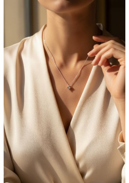 ​orijinal Swarovski Taşlı Kuzey Yıldızı Gümüş Kolye fiyatları