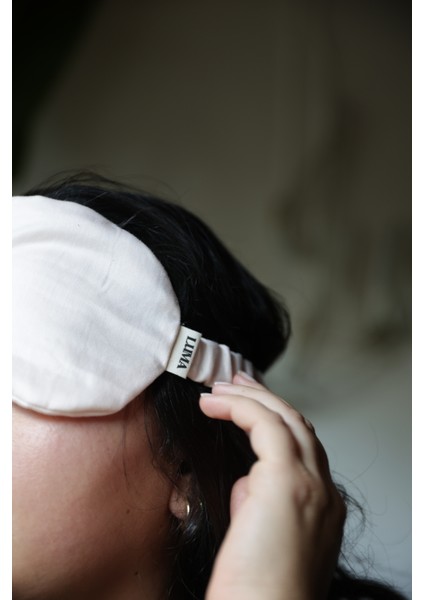 Luma Touch Hardal Tohumlu Lavantalı Göz Maskesi, Doğal Mum, Blossom Tea & Meditasyon Seti