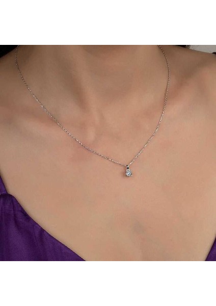 Kristal Taşlı Gümüş Tektaş Bayan Kolye fiyatları