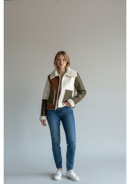 Kadın Peluş Detaylı Kaban – Beyaz/k Haki Renk, Fermuarlı, Şık Kışlık Mont modelleri