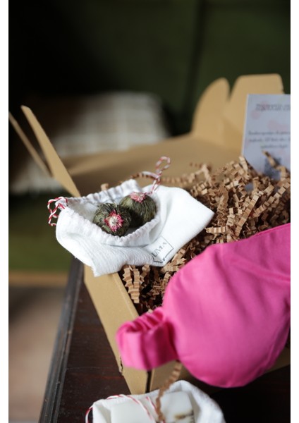 Luma Touch Kiraz-Vişne Çekirdekli Lavantalı Göz Maskesi, Doğal Mum, Blossom Tea & Meditasyon Seti