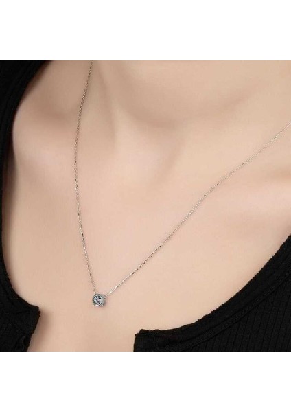 Kristal Taşlı Gümüş Tektaş Bayan Kolye fiyatları