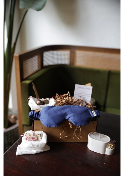 Luma Touch Kiraz-Vişne Çekirdekli Lavantalı Göz Maskesi, Doğal Mum, Blossom Tea & Meditasyon Seti