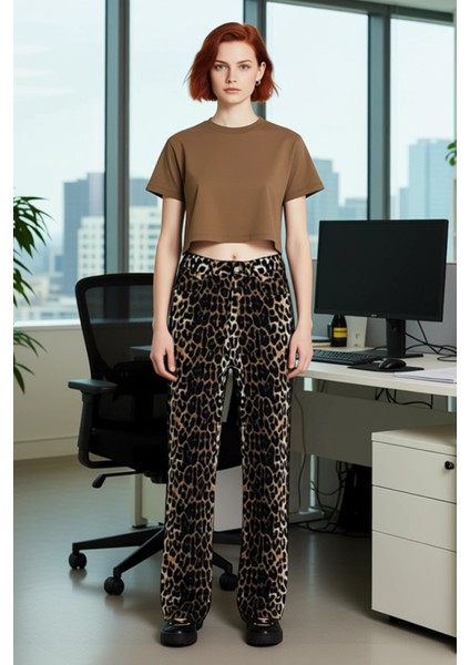 Kadın Animal Desenli Wide Leg Gabardin Pantolon Fonksiyonel Dayanıklı Kaliteli Konforlu Şık modelleri