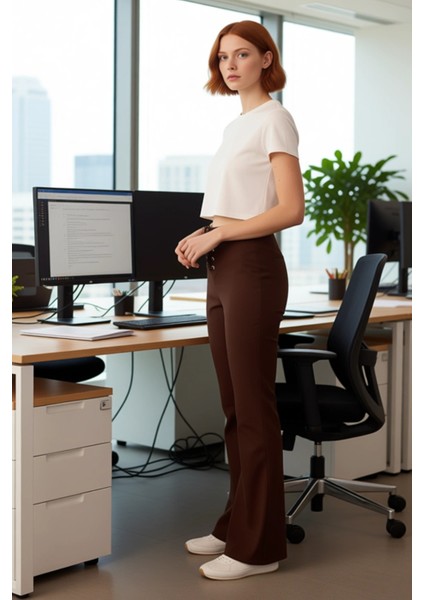 Kadın Haki Gabardin Flare Pantolon Bağcıklı Detaylı Fonksiyonel Dayanıklı Kaliteli Estetik modelleri