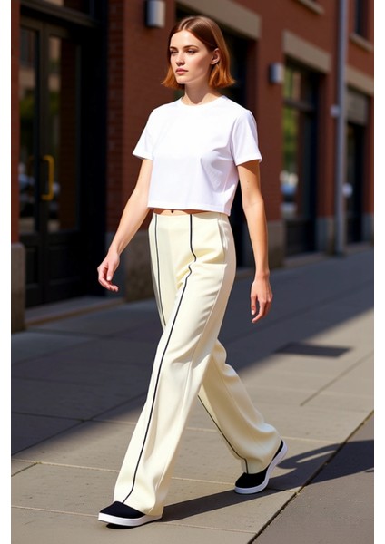 Biye Detaylı Düz Kesim Kadın Pantolonu Fonksiyonel Dayanıklı Kaliteli Konforlu Estetik Şık indirimleri