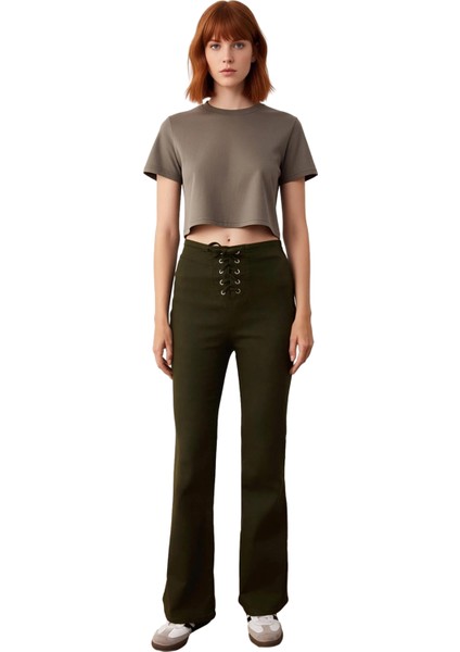 Kadın Haki Gabardin Flare Pantolon Bağcıklı Detaylı Fonksiyonel Dayanıklı Kaliteli Estetik