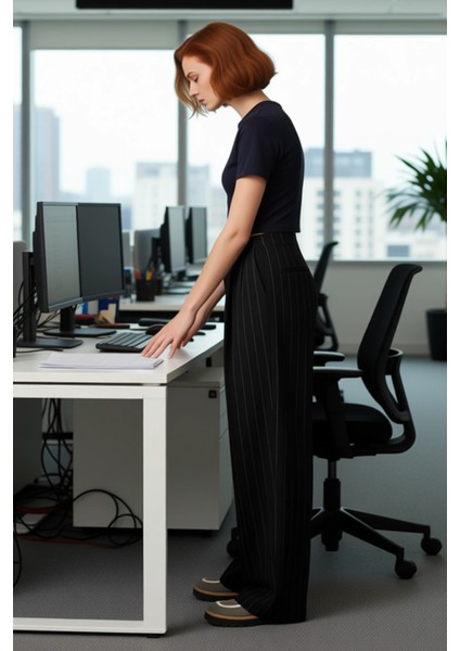 Kadın Çizgili Yüksek Bel Bol Paça Pantolon Fonksiyonel Dayanıklı Kaliteli Konforlu Estetik modelleri