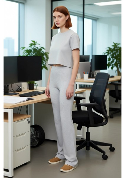 Kadın Yüksek Bel Flare Örme Pantolon Fonksiyonel Dayanıklı Kaliteli Konforlu Estetik Rahat modelleri
