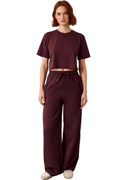 Kadın Mürdüm Geniş Paça Pantolon Konforlu Tasarım Fonksiyonel Dayanıklı Kaliteli Estetik Şık