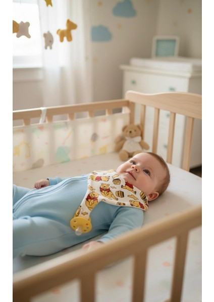 Emzik Tutucu Mama Önlüğü - Winnie The Pooh Desenli %100 Pamuk Kumaş Emzik Askısı