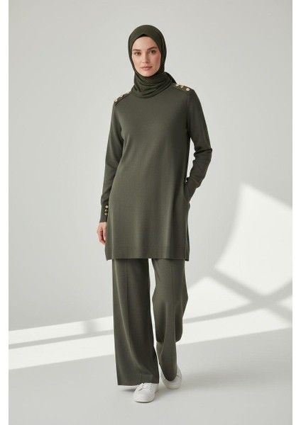 Merserize Kumaş Gold Düğme Detaylı Triko Takım - MDS285528TRTKM