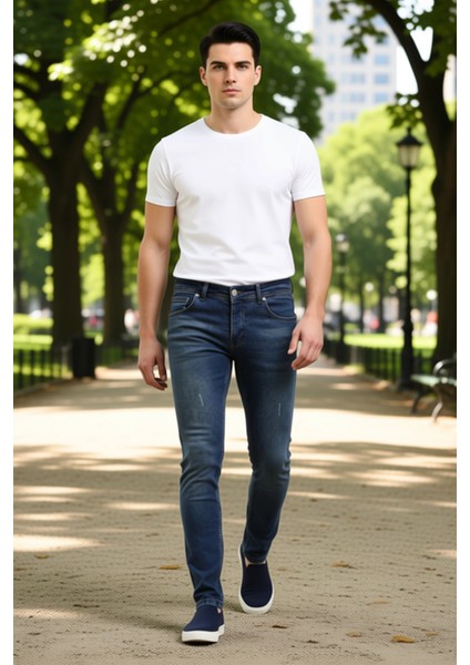 Erkek Dar Paça Tırnak Detaylı Jean Pantolon Fonksiyonel Dayanıklı Kaliteli Konforlu Modern fırsatları