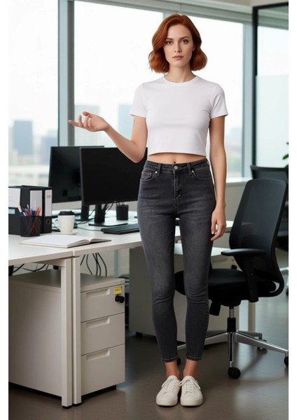 Kadın Yüksek Bel Esnek Skinny Jean Fonksiyonel Dayanıklı Kaliteli Konforlu Estetik Premium modelleri