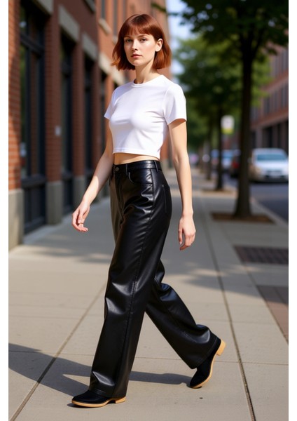 Kadın Parlak Kaplama Geniş Paça Pantolon Fonksiyonel Dayanıklı Kaliteli Konforlu Estetik Şık