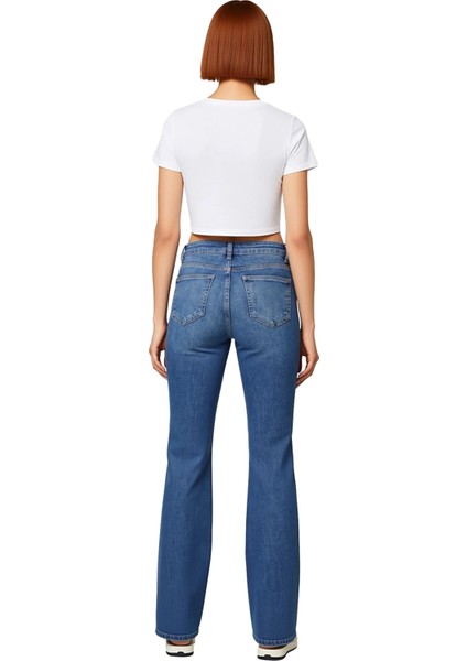 Kadın Flare Kesim Denim Pantolon Yüksek Bel Esnek Kumaş Günlük Stil Fonksiyonel Dayanıklı Şık