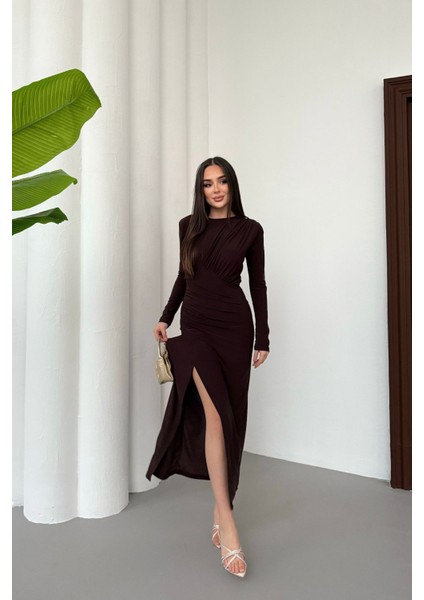 Kadın Drapeli Uzun Kollu Yırtmaç Detaylı Büzgülü Elbise indirimleri