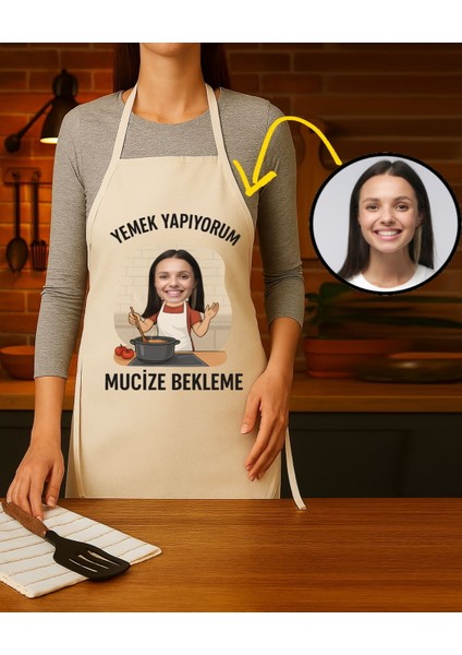 Kişiye Özel Karikatür Fotoğraflı ve Isimli Mutfak Önlüğü Mucize Bekleme
