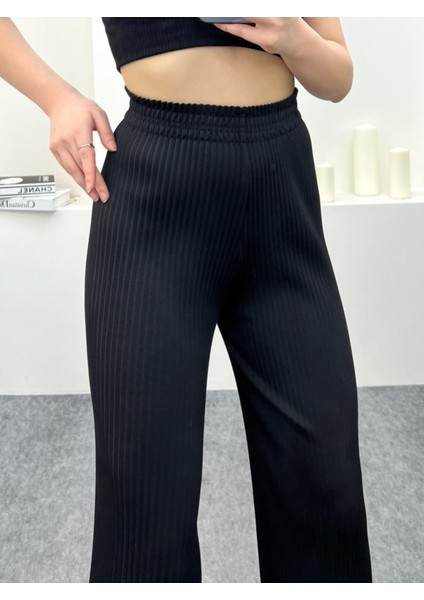 Piliseli Eşofman Altı