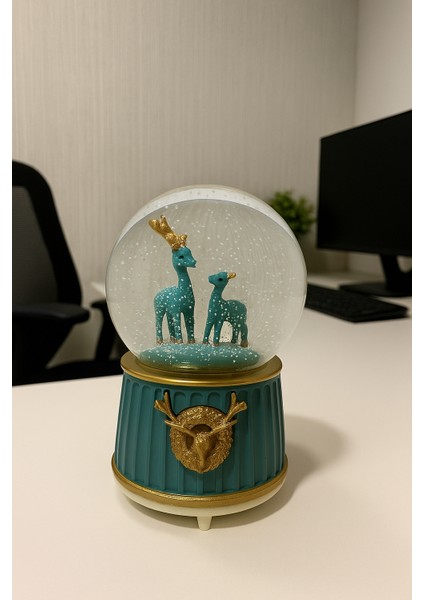 Mega Boy Anne ve Yavru Geyik Renkli 3D Cam Kar Küresi Müzikli Kar Efektli Püskürtmeli Hediyelik indirimleri