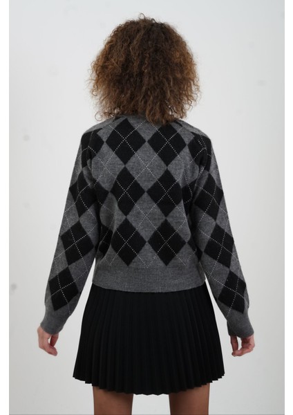 Füme Baklava Desenli Kazak fırsatları