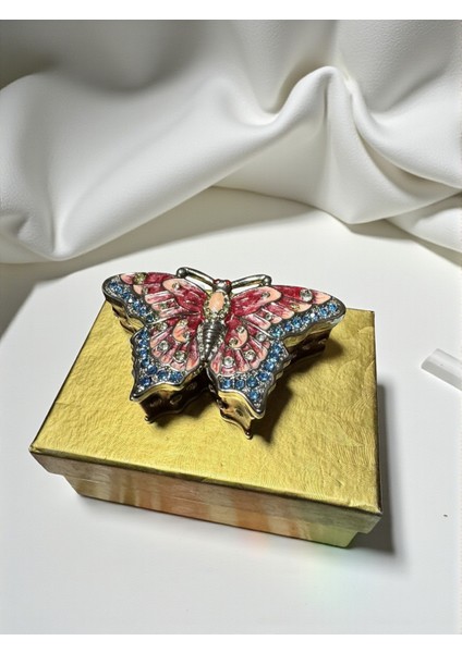 Vintage Dekoratif Kelebek Tasarımlı Mücevher Kutusu, Pembe ve Mavi Kristal Taşlı, Altın Rengi Metal Detaylı, Biblo ve Takı Saklama modelleri