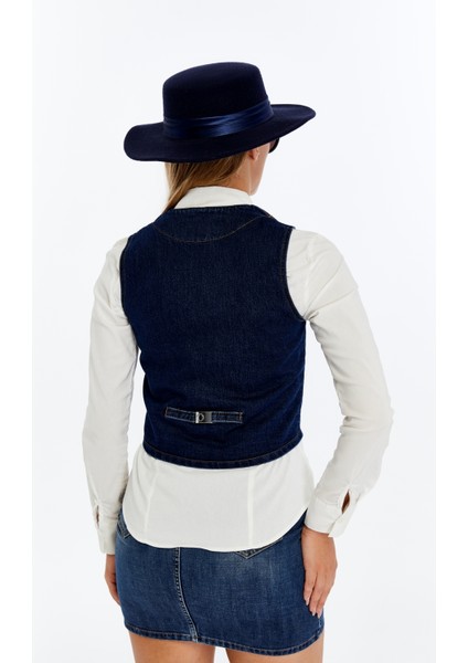 Kadın Denim Yelek – Şık Düğmeli Jean Yelek, Günlük ve Casual Kombin