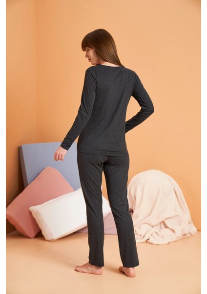 28091 Kadın Uzun Kol V Yaka Pijama Takımı modelleri