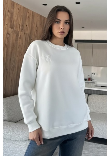 Fiyonk Nakışlı Üç Ip Kadın Sweatshirt fiyatları