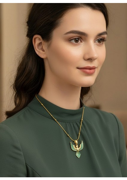 Yeşil Mineli Antik Kuş Çelik Kolye indirimleri