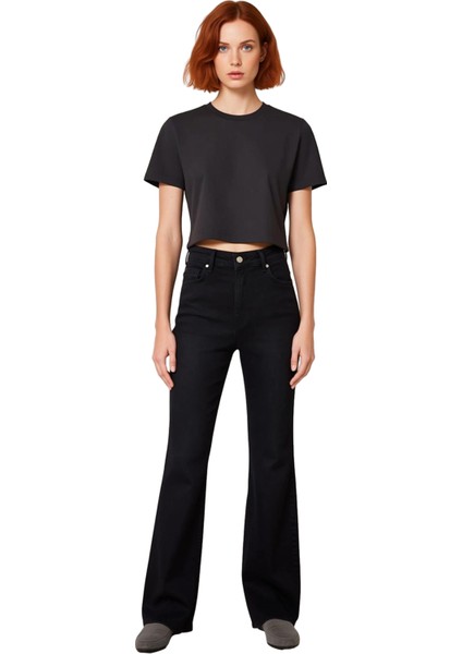 Kadın Koyu Yüksek Bel Flare Denim Pantolon Fonksiyonel Dayanıklı Kaliteli Konforlu Estetik fırsatları