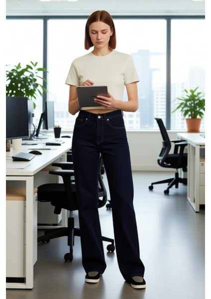 Kadın Koyu Straight Kesim Denim Pantolon Fonksiyonel Dayanıklı Kaliteli Konforlu Estetik Şık fiyatları