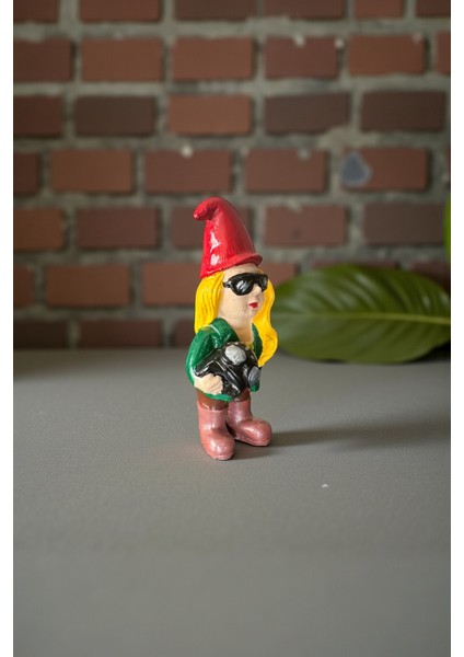 Dekoratif Biblo, Gözlüklü Motosikletli Kız Heykeli, Ev Ofis Dekorasyonu, 12X6 cm Hediye Seçeneği modelleri