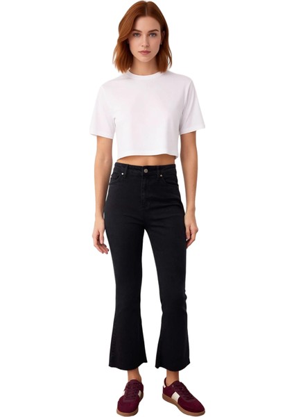 Kadın Comfort Fit Geniş Paça Denim Pantolon Fonksiyonel Dayanıklı Kaliteli Konforlu Modern