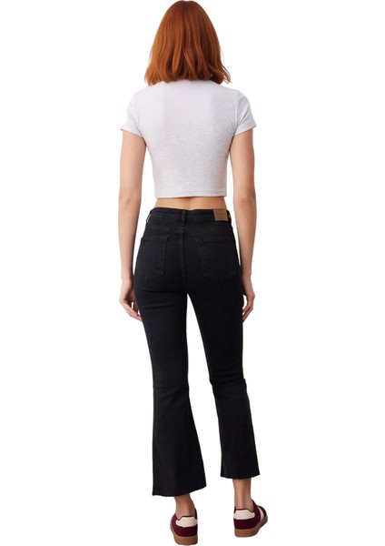 Kadın Comfort Fit Geniş Paça Denim Pantolon Fonksiyonel Dayanıklı Kaliteli Konforlu Modern fiyatları