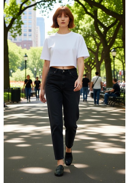 Kadın Açık Yüksek Bel Dar Paça Mom Jean Pantolon Fonksiyonel Dayanıklı Kaliteli Konforlu Şık modelleri