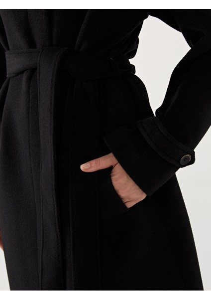 Yeni Sezon Gömlek Yaka Kadın Kaşe Kaban modelleri