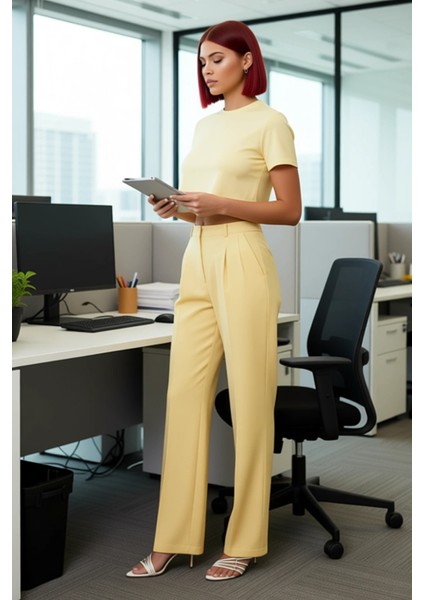 Kadın Straight Fit Dokuma Kumaş Pantolon Fonksiyonel Dayanıklı Kaliteli Konforlu Estetik Şık