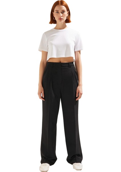 Kadın Straight Fit Dokuma Kumaş Pantolon Fonksiyonel Dayanıklı Kaliteli Konforlu Estetik Şık fırsatları