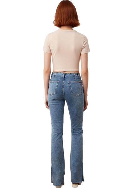 Kadın Yüksek Bel Flare Paça Denim Pantolon Fonksiyonel Dayanıklı Kaliteli Konforlu Estetik indirimleri