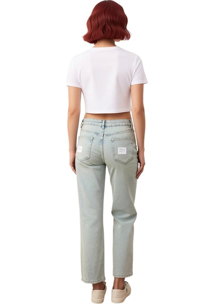 Kadın Açık Düz Kesim Denim Pantolon Fonksiyonel Dayanıklı Kaliteli Konforlu Estetik Modern indirimleri