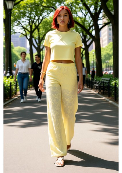 Kadın Brode Desenli Geniş Paça Pantolon Fonksiyonel Dayanıklı Kaliteli Konforlu Estetik Şık modelleri