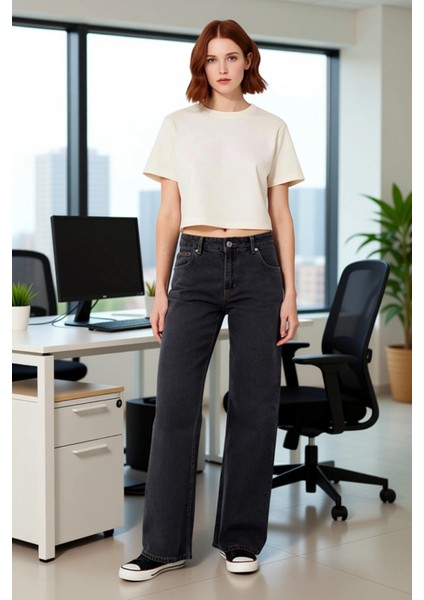 Kadın Geniş Paça Denim Pantolon Fonksiyonel Dayanıklı Kaliteli Konforlu Estetik Premium Şık fiyatları