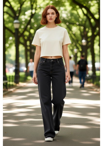 Kadın Geniş Paça Denim Pantolon Fonksiyonel Dayanıklı Kaliteli Konforlu Estetik Premium Şık modelleri