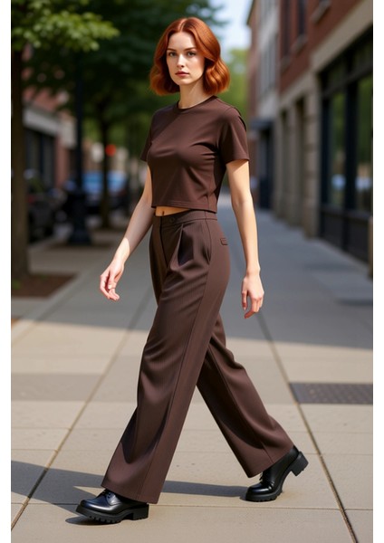 Kadın Çizgili Geniş Paça Pantolon Fonksiyonel Dayanıklı Kaliteli Konforlu Estetik Premium Şık