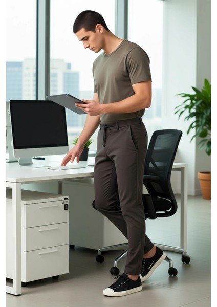 Erkek Koyu Kahve Düz Dokulu Regular Fit Pantolon Fonksiyonel Dayanıklı Kaliteli Konforlu Şık