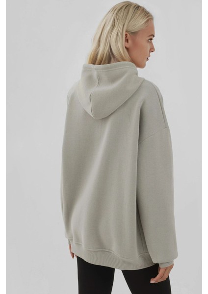 Kadın Şardonlu Cepli Fermuarlı Kapüşonlu Sweatshirt Busem Collection Açık Gri