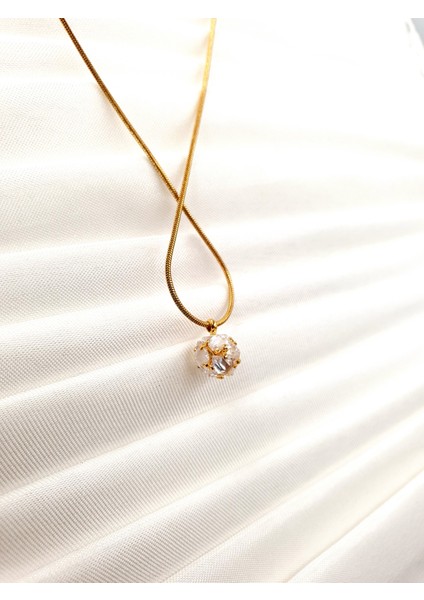 Kırmızı Işıltılı Küre Uçlu Minimal Kolye – Yılan Zincir modelleri